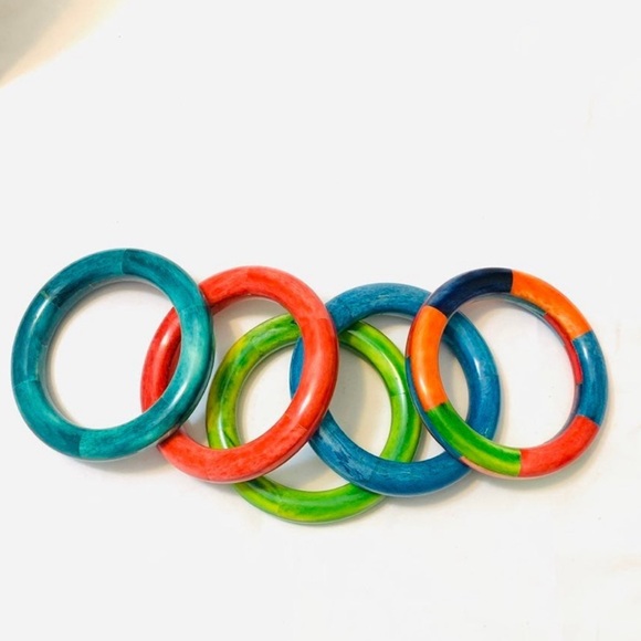 Colorful 5pcs bone Bangle Set - Picture 2 of 5